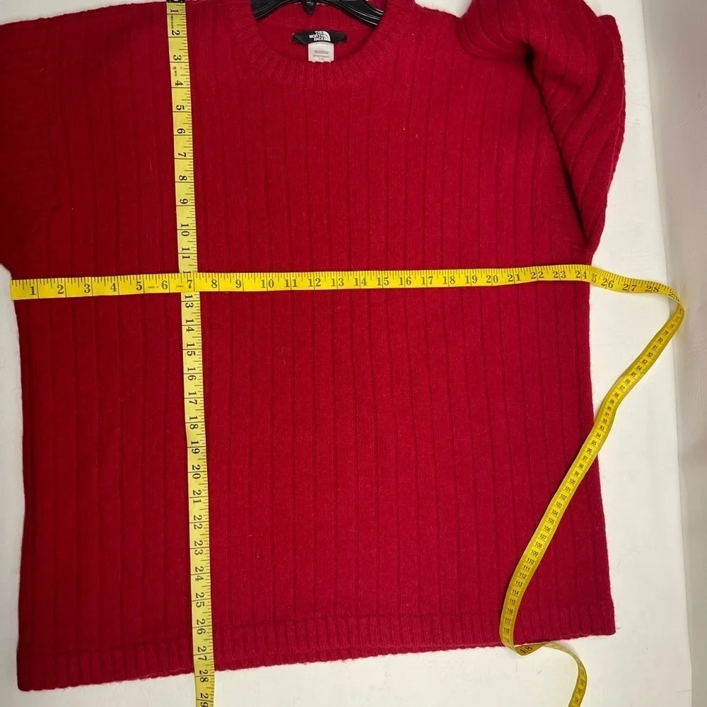 The North Face 100%wool lane